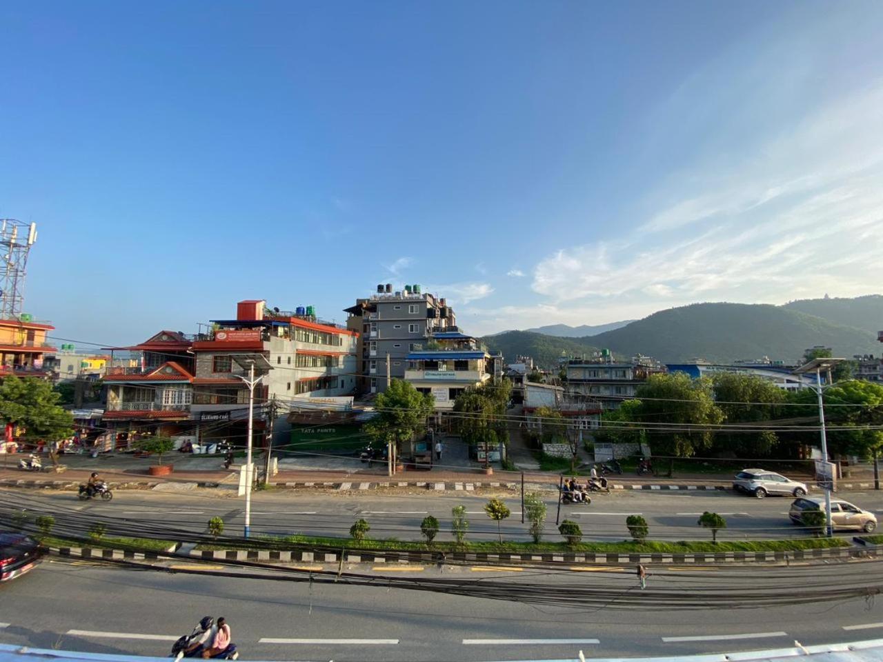 Hotel Piya Pvt Ltd Pokhara Bagian luar foto