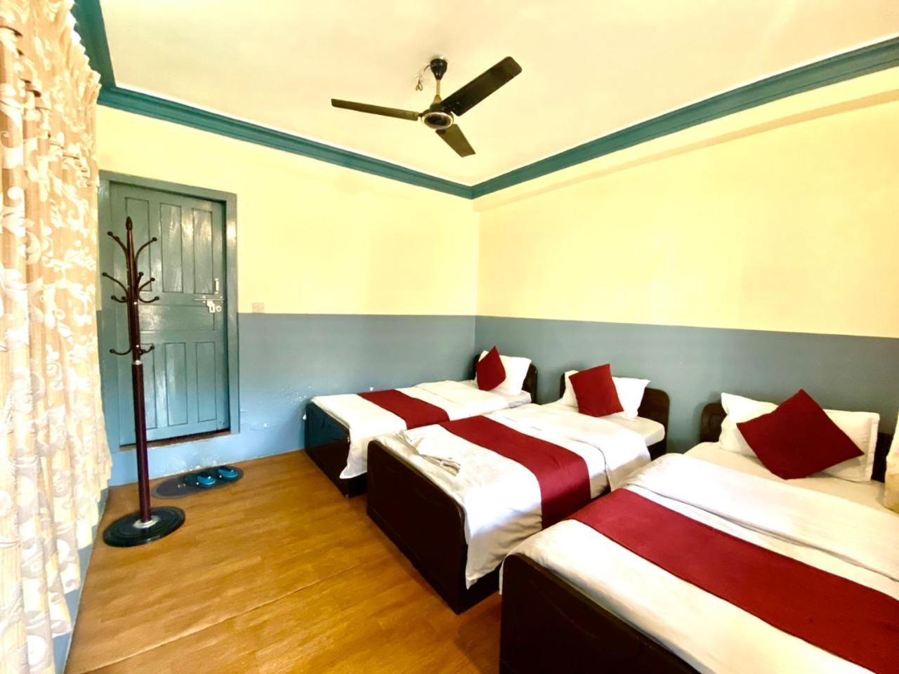 Hotel Piya Pvt Ltd Pokhara Bagian luar foto