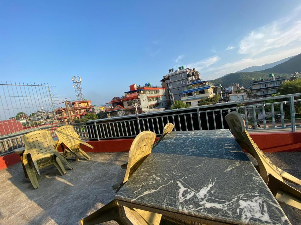 Hotel Piya Pvt Ltd Pokhara Bagian luar foto