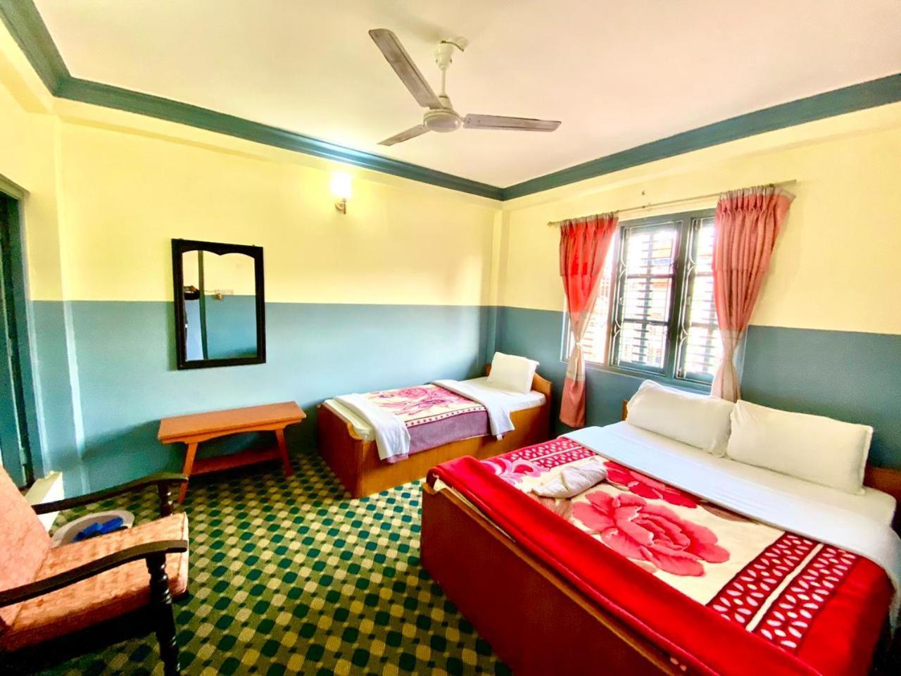 Hotel Piya Pvt Ltd Pokhara Bagian luar foto