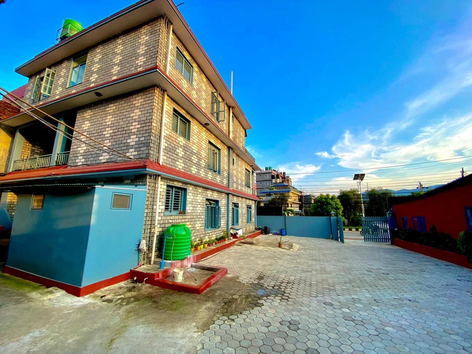Hotel Piya Pvt Ltd Pokhara Bagian luar foto